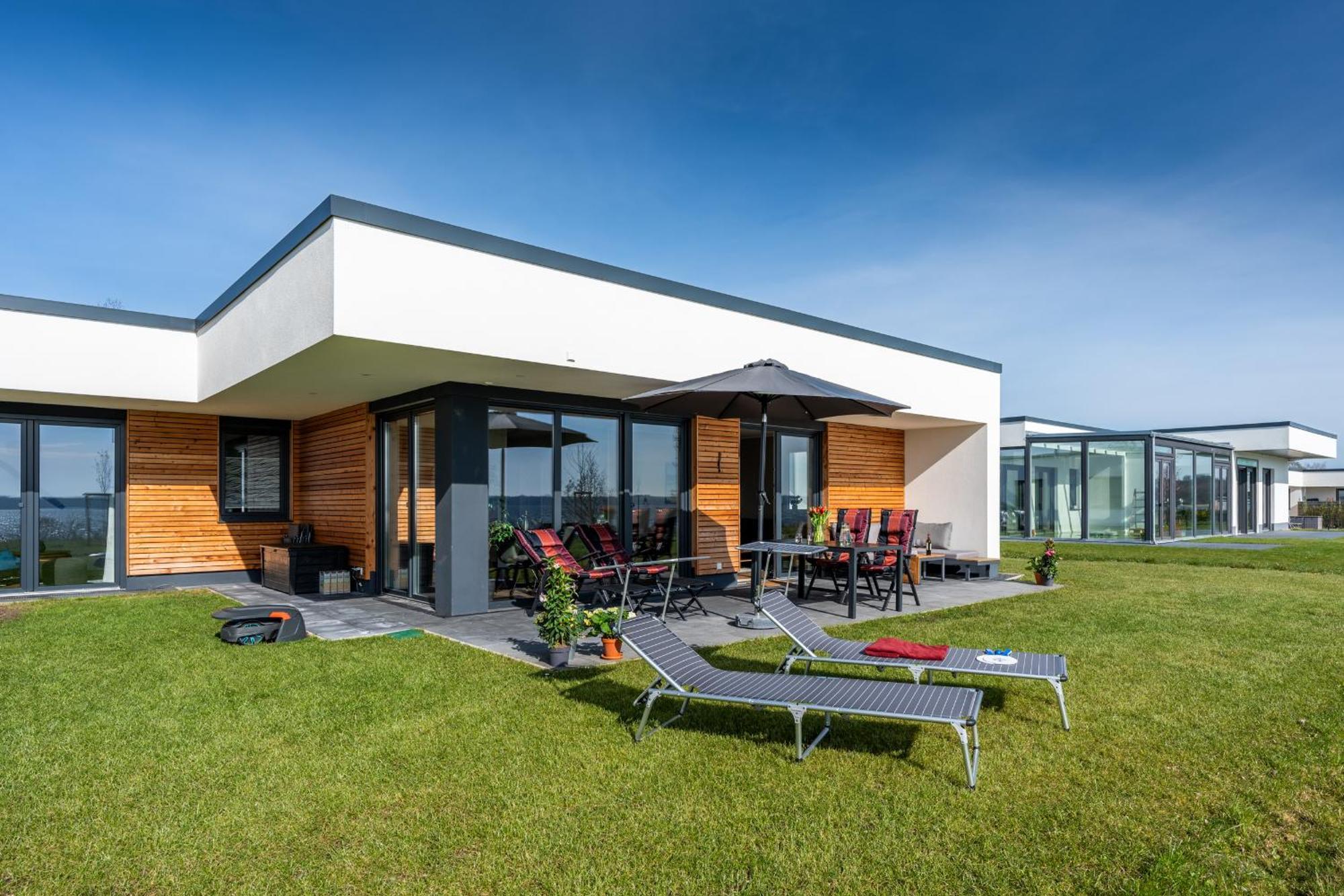 Hangar 19 Luxusbungalow Am See H8 Schwerin (Mecklenburg-Vorpommern) Exterior foto